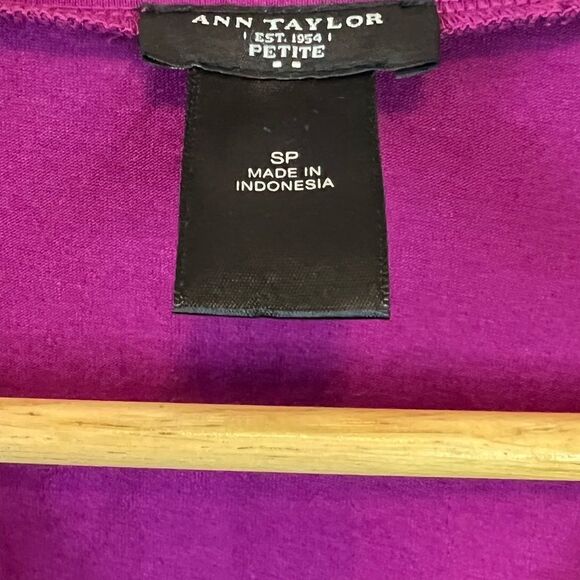 ANN TAYLOR Petites Purple Ruffle Scoop Neck Wide Strap Dressy Tank Top SP - Picture 7 of 8